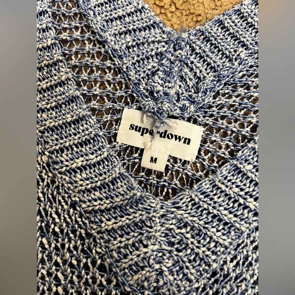 Superdown Serinah V Neck Sweater Size Medium Revolve - Picture 10 of 11
